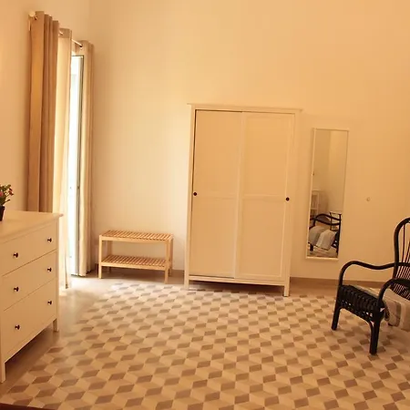 Papaya Suites سانت جوليان