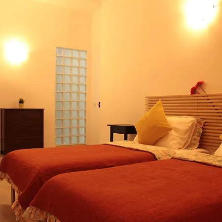 Papaya Suites * سانت جوليان