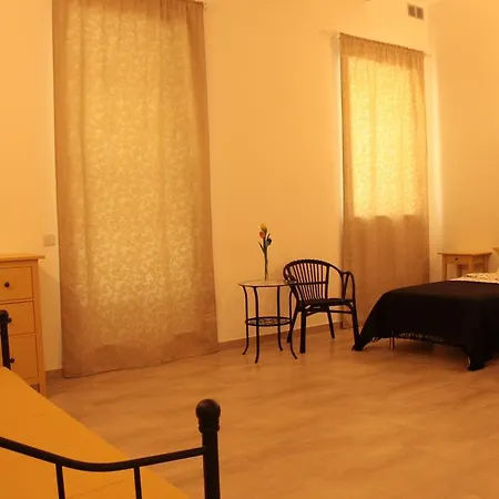 Papaya Suites بيت ضيافة *
