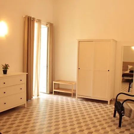 بيت ضيافة Papaya Suites