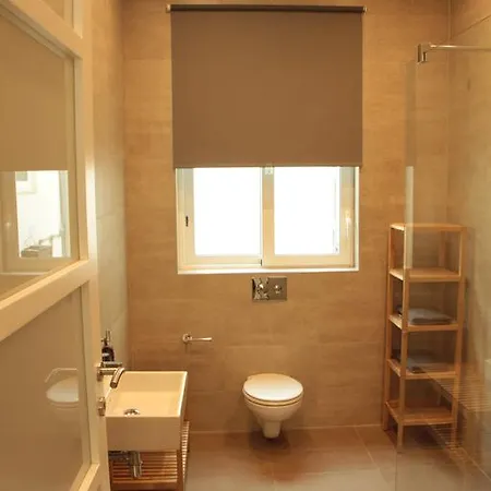 Papaya Suites بيت ضيافة