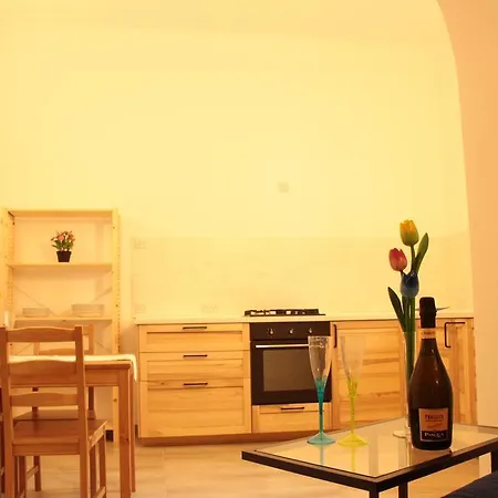 Papaya Suites بيت ضيافة *